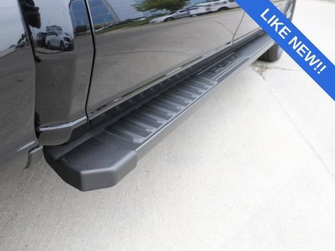 Used 2025 Ford F150 Lariat w/ Equipment Group 501A Mid AWD/4WD image 9
