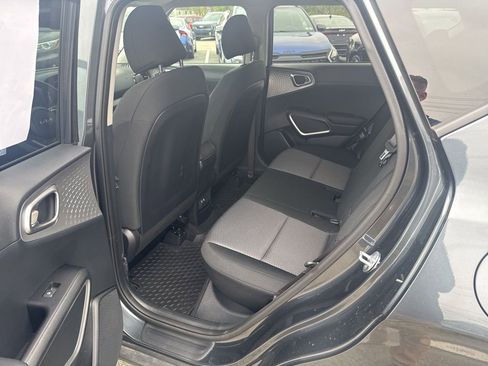 Certified 2023 Kia Soul S FWD image 23