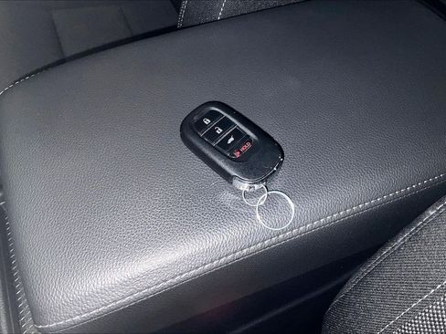 Used 2024 Honda CR-V LX image 33