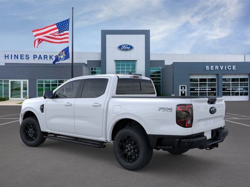 New 2025 Ford Ranger Lariat w/ FX4 Off-Road Package AWD/4WD image 4