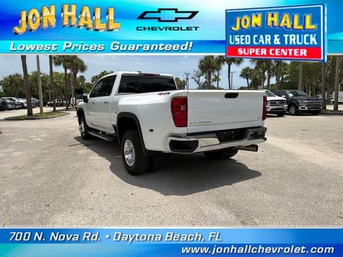 Used 2025 Chevrolet Silverado 3500 LTZ w/ LTZ Convenience Package AWD/4WD image 9