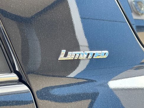 Used 2023 Toyota 4Runner Limited image 13