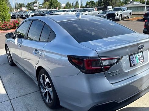 Used 2025 Subaru Legacy Premium AWD/4WD image 7