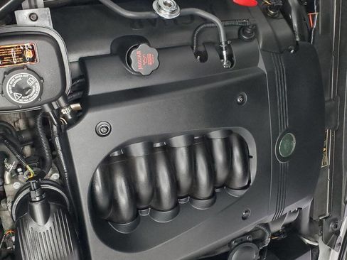 Used 2004 Jaguar XK8 Convertible image 4