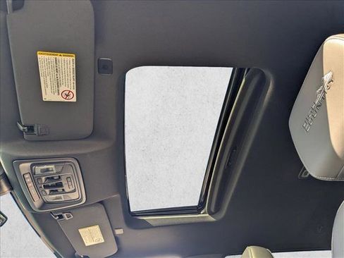 Used 2022 Chevrolet Silverado 2500 High Country w/ Z71 Off-Road Package image 15