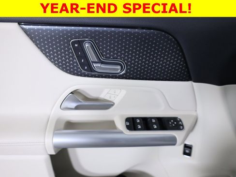 Certified 2025 Mercedes-Benz GLA 250 4MATIC image 10