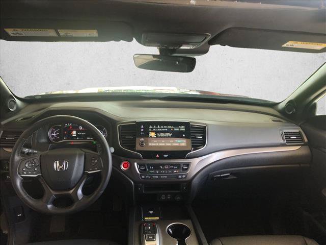 Used 2025 Honda Passport EX-L image 9