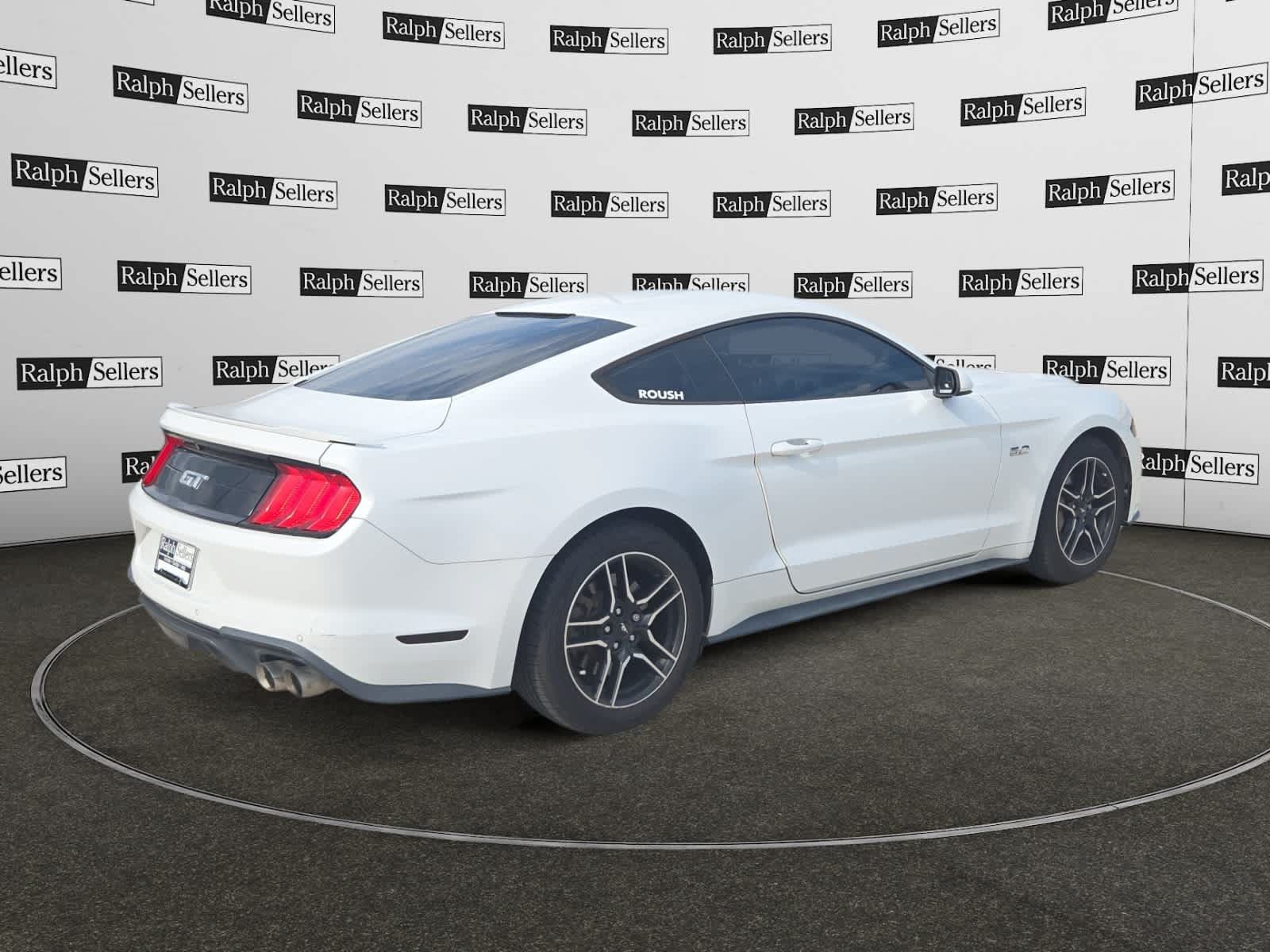 Used 2018 Ford Mustang GT RWD image 6