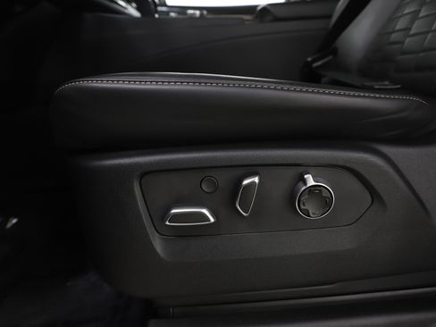 Used 2023 Cadillac Escalade ESV Sport Platinum w/ LPO, ONYX Package image 29