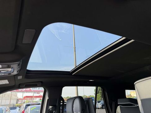 Used 2026 GMC Yukon AT4 Ultimate w/ LPO, Floor Liner Package AWD/4WD image 10