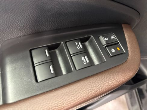 Used 2024 Honda Passport EX-L image 31