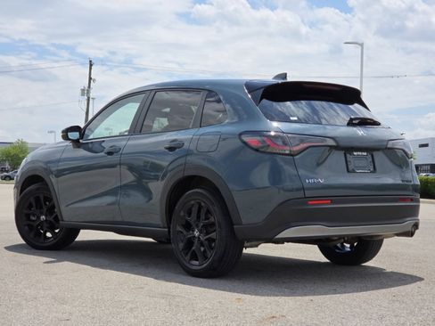 Used 2023 Honda HR-V Sport image 17