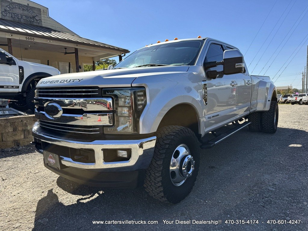 Used 2017 Ford F350 Lariat w/ Lariat Ultimate Package AWD/4WD image 2
