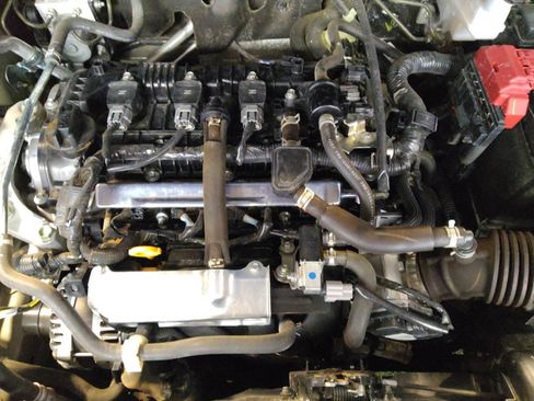 Used 2024 Nissan Versa S w/ S Plus Package image 30