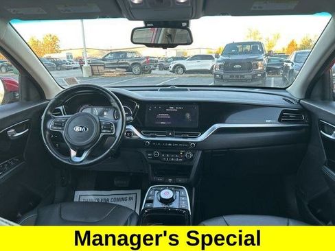 Used 2021 Kia Niro EX Premium w/ Cold Weather Package image 42
