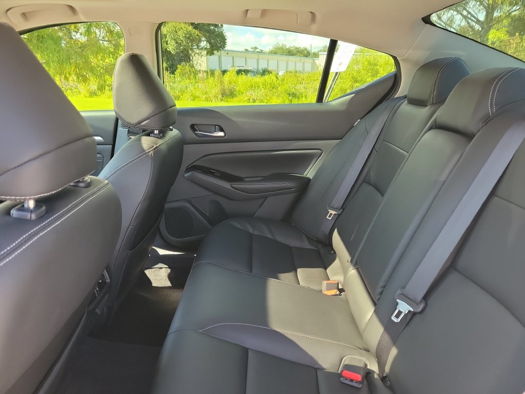 Used 2021 Nissan Altima 2.5 SL FWD image 24