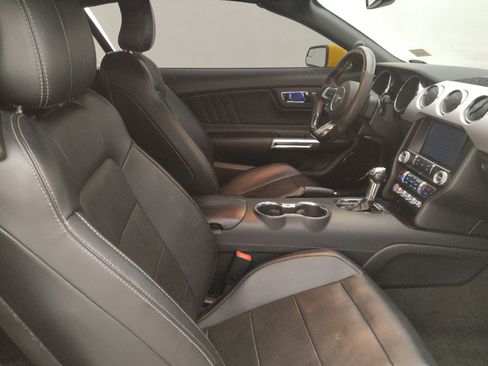 Used 2015 Ford Mustang GT Premium image 21