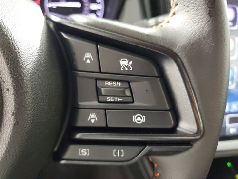 Used 2025 Subaru Crosstrek 2.5i Limited w/ Crosstrek Mirror Package image 24