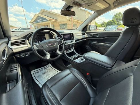Used 2023 GMC Acadia SLT AWD/4WD image 18