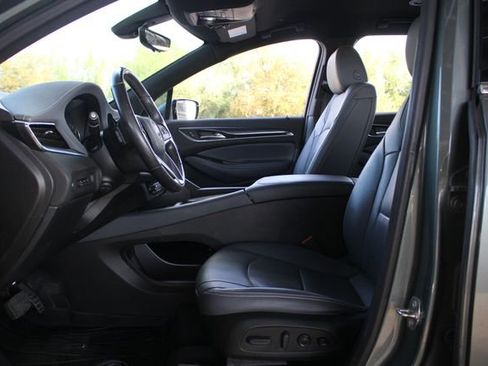 Used 2022 Buick Enclave Premium w/ LPO, Touring Package image 9