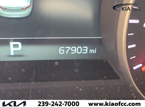 Used 2017 Kia Cadenza Technology FWD image 23