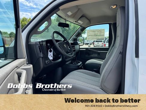New 2026 Chevrolet Express 2500 Extended w/ Driver Convenience Package RWD image 9