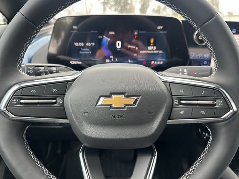 Used 2026 Chevrolet Equinox EV LT image 22