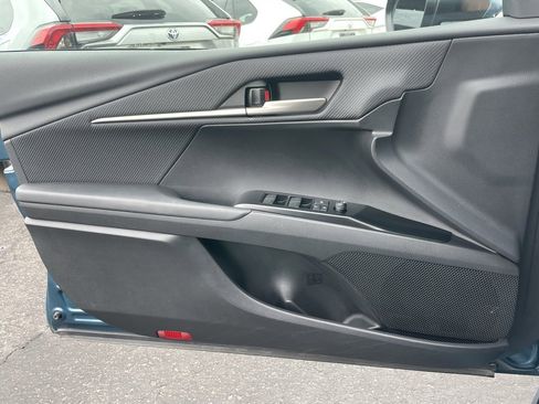 Used 2025 Toyota Camry SE image 48