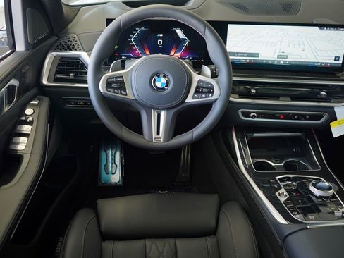 New 2025 BMW X7 M60i image 17
