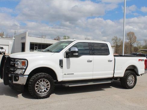 Used 2020 Ford F250 XLT w/ XLT Premium Package image 3