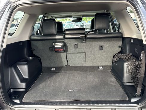 Used 2023 Toyota 4Runner Limited AWD/4WD image 19