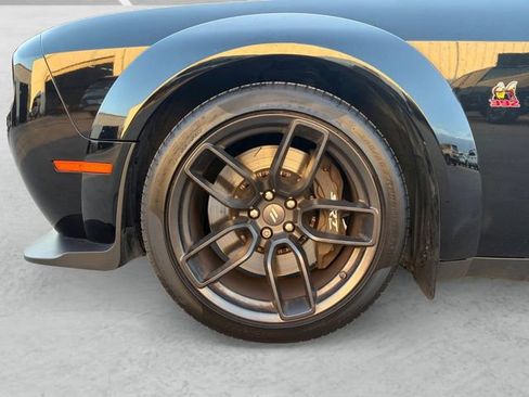 Used 2022 Dodge Challenger R/T Scat Pack RWD image 23