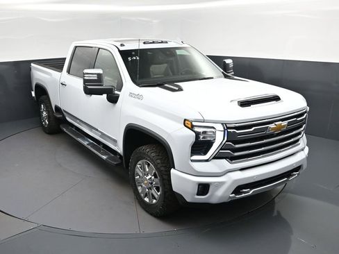 New 2026 Chevrolet Silverado 2500 High Country w/ High Country Premium Package AWD/4WD image 1