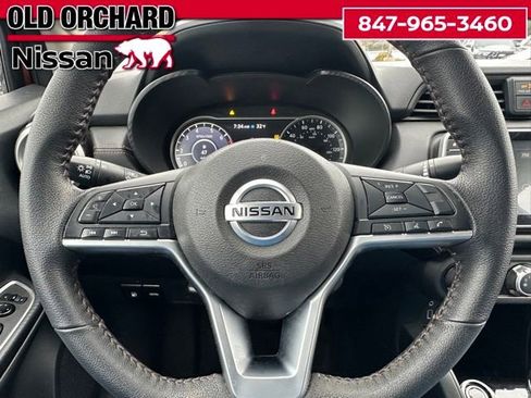 Used 2021 Nissan Versa SR image 22