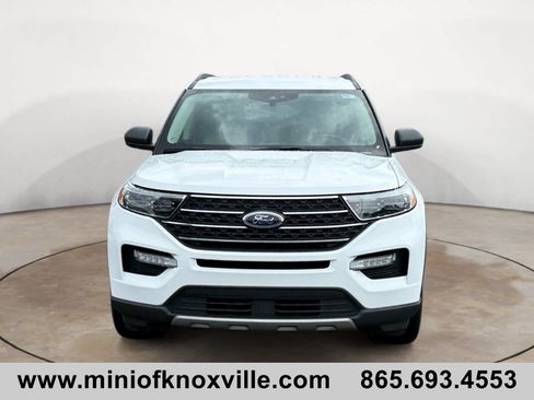 Used 2023 Ford Explorer XLT w/ Equipment Group 202A AWD/4WD image 8