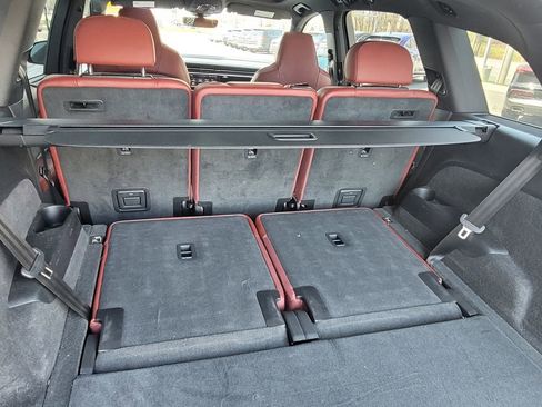 Used 2022 Audi SQ7 Premium Plus w/ SQ7 Executive Package image 6