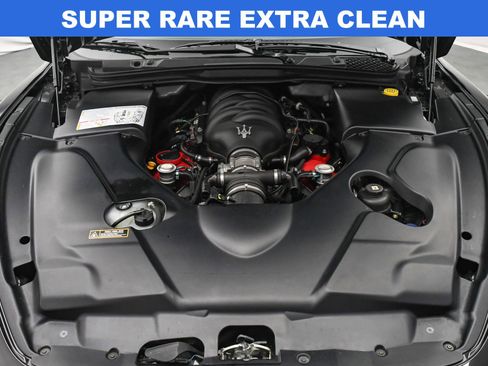 Used 2014 Maserati GranTurismo Base image 28