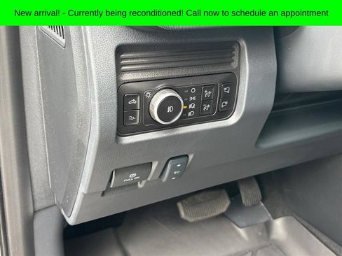 Used 2025 Ford F250 Platinum AWD/4WD image 7
