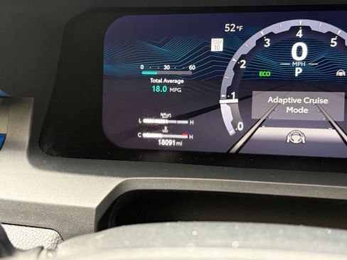 Used 2025 Toyota Tacoma SR image 38