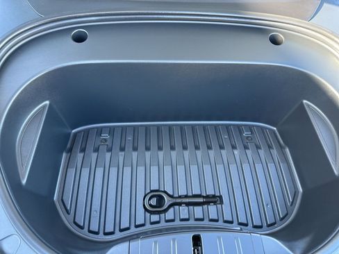 Used 2021 Tesla Model 3 Long Range AWD/4WD image 17