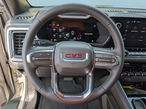New 2026 GMC Canyon Elevation w/ Convenience Package RWD image 20