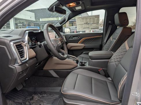 New 2026 GMC Canyon Denali AWD/4WD image 36