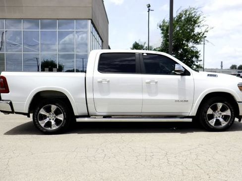 Used 2019 RAM 1500 Laramie RWD image 4