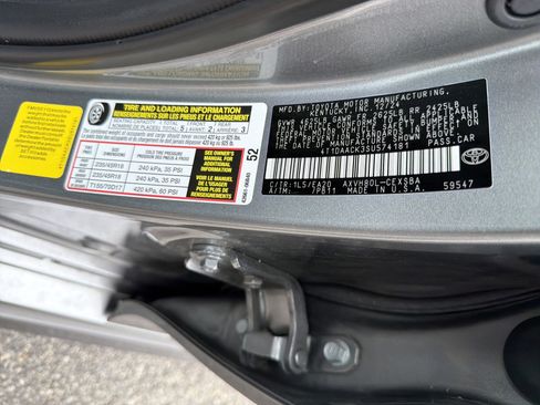 Certified 2025 Toyota Camry SE FWD image 32