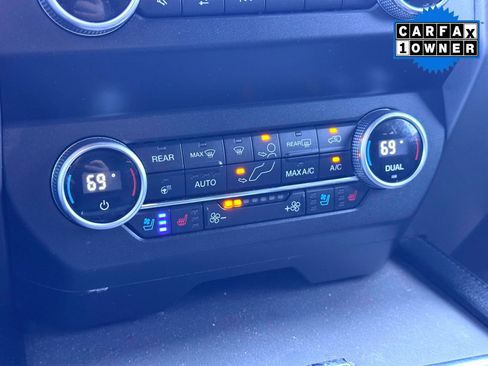 Used 2021 Ford Expedition XLT image 28