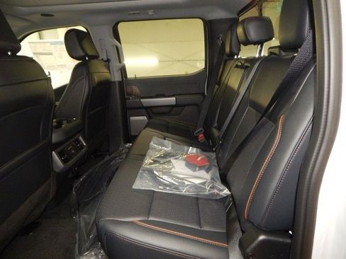 New 2025 Ford F350 Lariat w/ Lariat Ultimate Package image 13