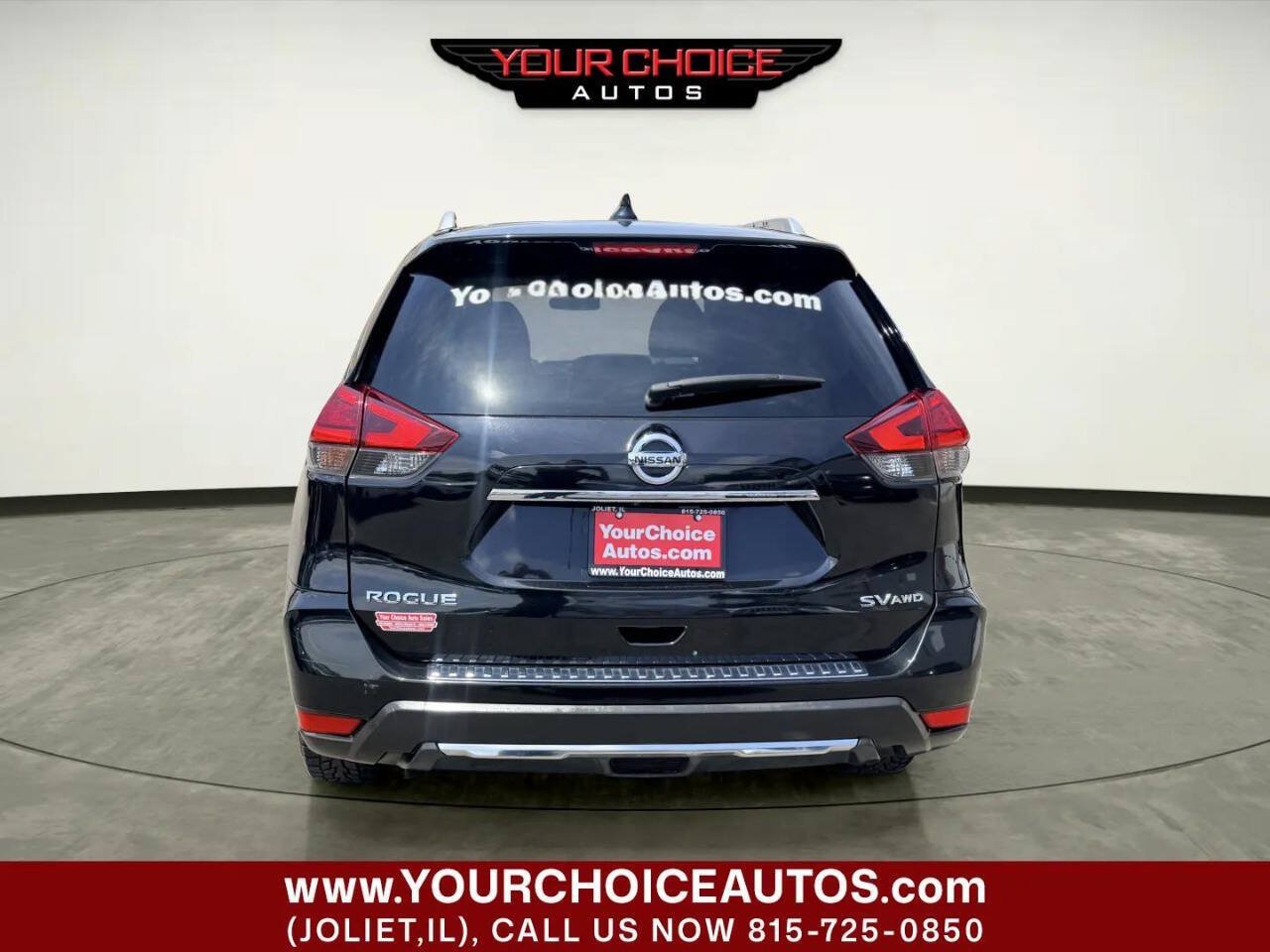 Used 2017 Nissan Rogue SV AWD/4WD image 4