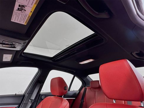 Used 2018 BMW 340i xDrive 340i xDrive w/ Premium Package image 11