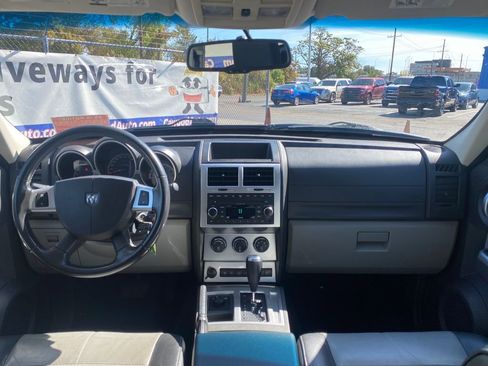 Used 2007 Dodge Nitro SLT image 22