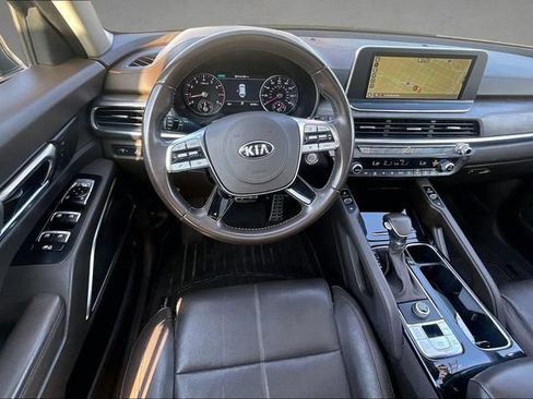Used 2021 Kia Telluride SX w/ Towing Package FWD image 3